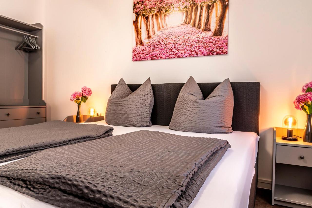 Komfortable Ferienwohnung In Halle Halle  ภายนอก รูปภาพ