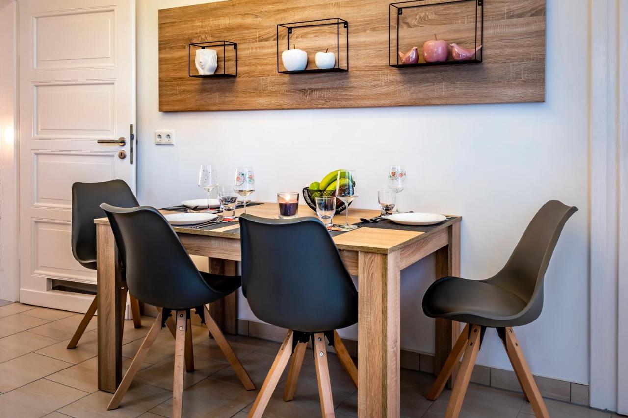 Komfortable Ferienwohnung In Halle Halle  ภายนอก รูปภาพ