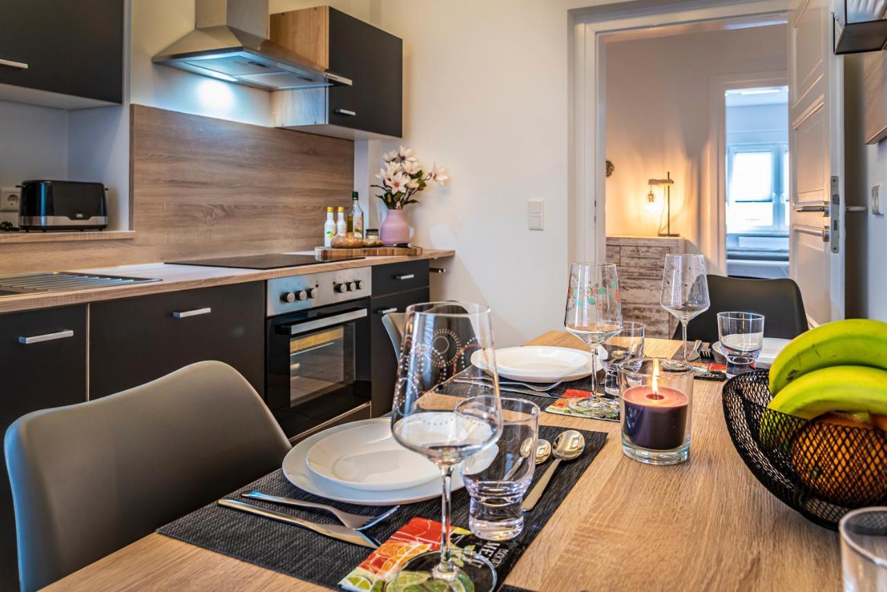 Komfortable Ferienwohnung In Halle Halle  ภายนอก รูปภาพ